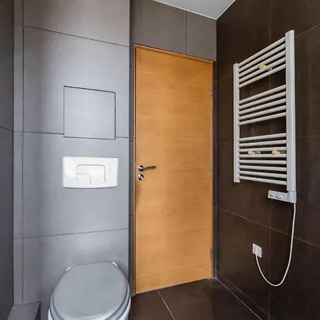 Appartement 60m2 Bien Amenage- 12 - 4p *